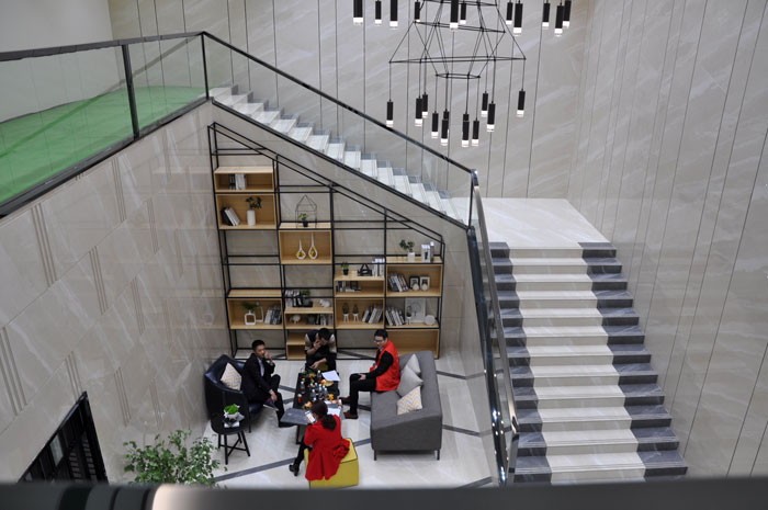 “一帶一路  設計營銷”，與O2O零售新模式攜手，2017年，金艾陶將勇往直前，開拓新戰場！