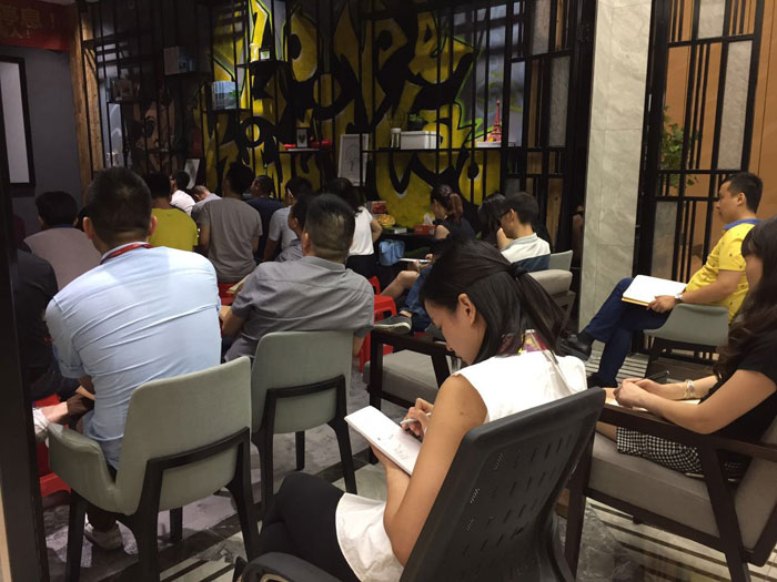金艾陶瓷磚“學(xué)，無止境！生，不停息”學(xué)習(xí)分享會(huì)順利舉行