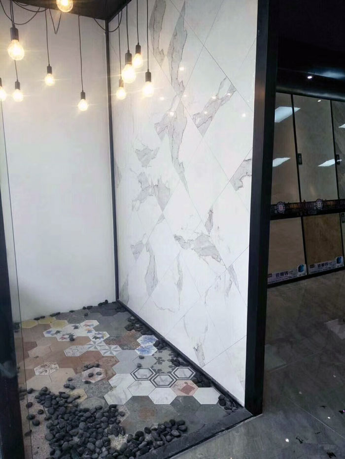 陶瓷一線品牌金艾陶瓷磚澄海店十一開業,好禮、優惠送不停
