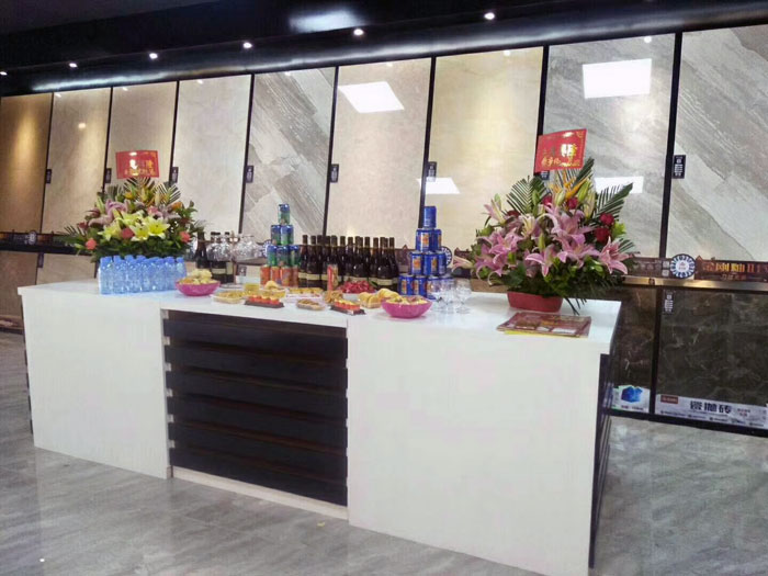 陶瓷一線品牌金艾陶瓷磚澄海店十一開業,好禮、優惠送不停